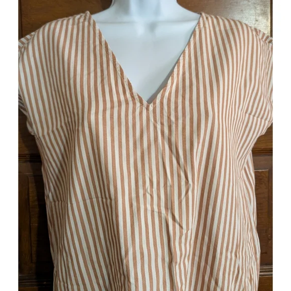 Madewell Button Back Easy Striped Dress - Picture 9 of 13